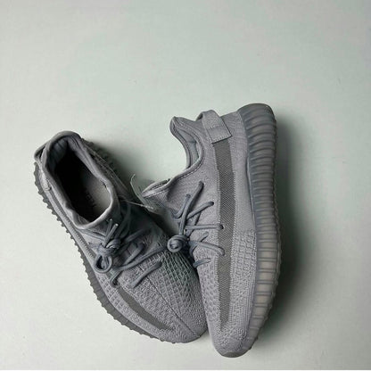 YEEZY Boost 350 V2 &quot;Ash Grey&quot;